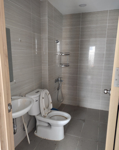 Duplex La Astoria, Quận 2 Duplex La Astoria có 3 phòng ngủ, view đón gió mát mẻ.