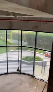  Shophouse Vinhomes Golden River diện tích 127.4m2, nội thất cơ bản.