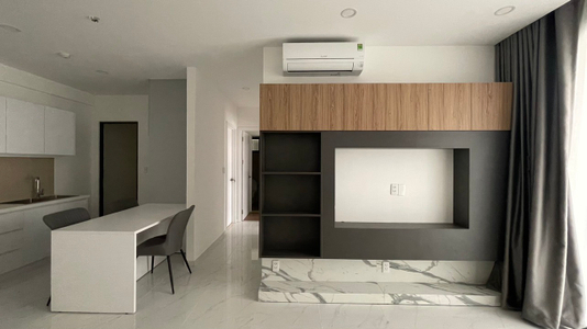 Căn hộ D'Lusso, Quận 2 Căn hộ D'Lusso tầng 16 view thoáng mát, bàn giao đầy đủ nội thất.