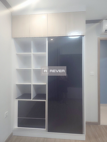  Căn hộ Vinhomes Grand Park nội thất cơ bản diện tích 81m²