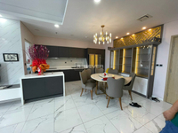 Căn hộ  Sarina Condominium hướng Đông Nam, diện tích 120 m²