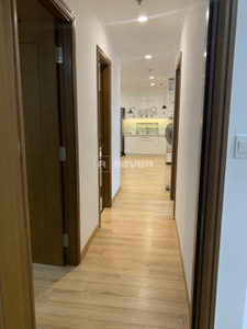  Căn hộ Vinhomes Central Park hướng ban công đông nam nội thất cơ bản diện tích 108.7m².