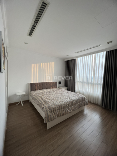  Căn hộ 3 phòng ngủ view sông full nội thất Vinhomes Central Park 