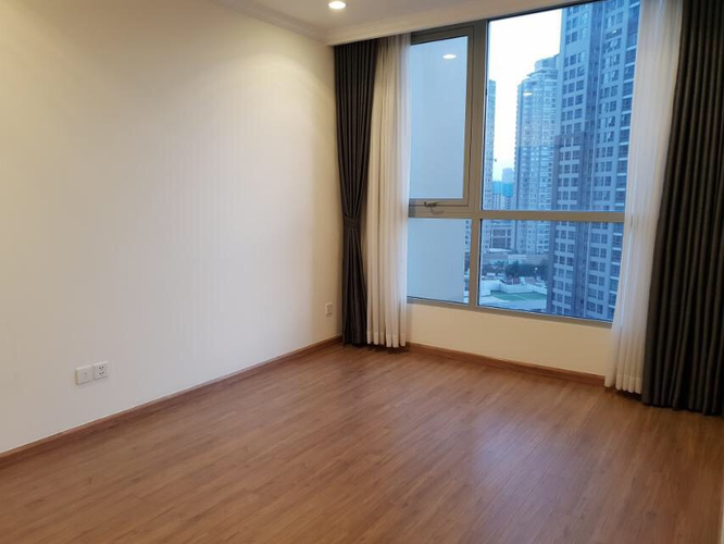 Officetel Vinhomes Central Park, Quận Bình Thạnh Officetel Vinhomes Central Park tầng cao view đón gió mát mẻ.