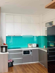 Căn hộ The Botanica, Quận Tân Bình Căn hộ The Botanica tầng 16 có 3 phòng ngủ, view quân khu 7.