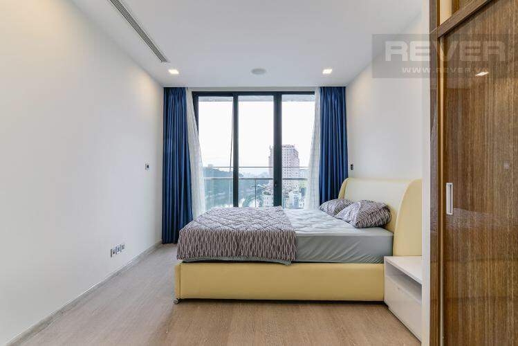  Căn hộ Vinhomes Golden River tầng thấp, tháp A1, 3 phòng ngủ, full nội thất