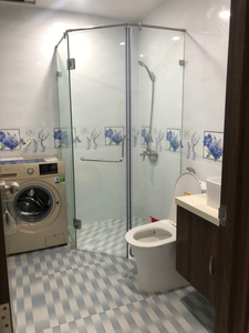 toilet căn hộ ViVa Riverside Căn hộ Viva Riverside tầng 9 thiết kế 2 phòng ngủ, đầy đủ nội thất.