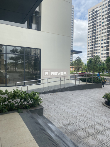  Shop-house Vinhomes Grand Park nhà thô diện tích 65.2m²