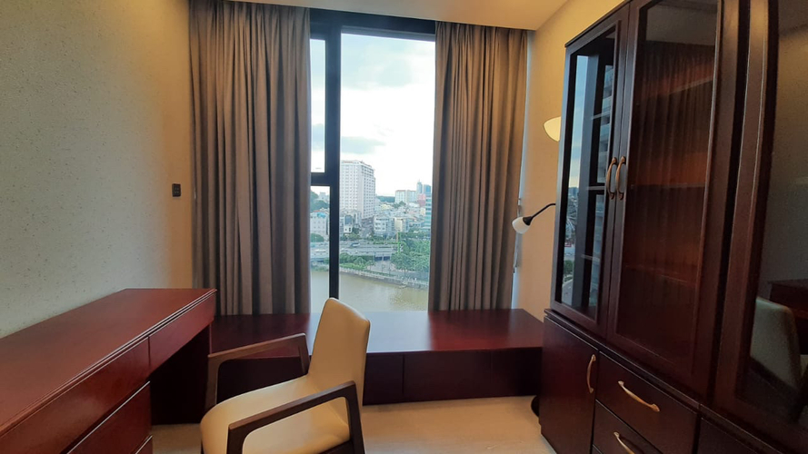 1678692151621.jpg Căn hộ  Vinhomes Golden River, diện tích 90 m²