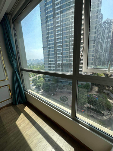 IMG_1048.JPG Căn hộ Vinhomes Central Park hướng ban công nam nội thất cơ bản