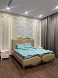 Penthouse Vinhomes Central Park, Quận Bình Thạnh Penthouse Vinhomes Central Park diện tích 206m2, đầy đủ nội thất.