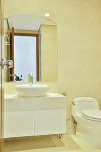 Căn hộ Vinhomes Central Park, Quận Bình Thạnh Căn hộ cao cấp Vinhomes Central Park tầng 33, diện tích 108.7m2.