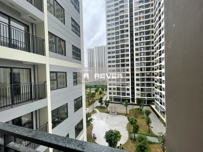  Căn hộ Vinhomes Grand Park có 2 phòng ngủ, nội thất cơ bản.