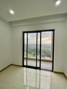  Căn hộ Bcons Garden hướng ban công đông nội thất cơ bản diện tích 62.74m²