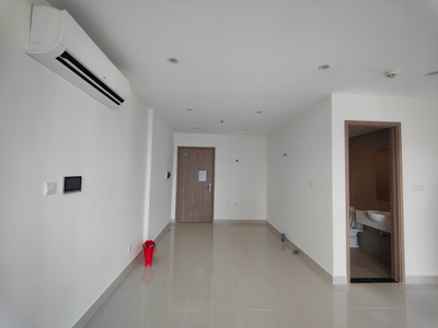  Căn hộ Vinhomes Grand Park hướng ban công đông bắc nội thất cơ bản diện tích 69m²