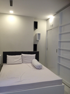 Studio Vinhomes Central Park, Quận Bình Thạnh Studio Vinhomes Central Park tầng 7 diện tích 36m2, đầy đủ nội thất.