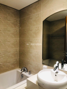 z4570942840883_dba47ec63483a24c6c8aa476761b212d.jpg Căn hộ Vinhomes Central Park đầy đủ nội thất diện tích 81m²