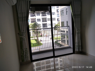  Căn hộ Vinhomes Grand Park hướng ban công đông nam nội thất cơ bản diện tích 46m²