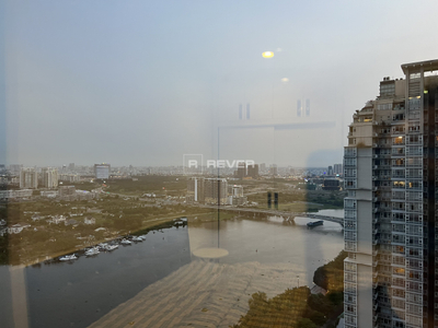  Căn hộ 3 phòng ngủ view sông full nội thất Vinhomes Central Park 