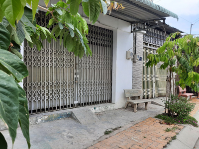 Nhà phố Huyện Hóc Môn Nhà mặt tiền đường Thới Tam Thôn 9, khu vực dân cư sầm uất.