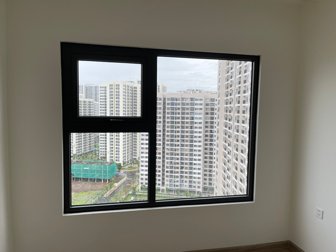  Căn hộ Vinhomes Grand Park hướng ban công nam nội thất cơ bản diện tích 59m²