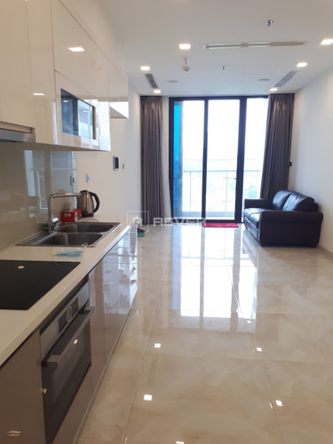 Căn hộ Vinhomes Golden River nội thất cơ bản diện tích 49.5m².