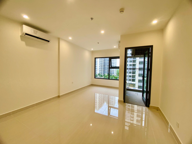  Căn hộ Studio Vinhomes Grand Park hướng ban công nam nội thất cơ bản diện tích 30m²