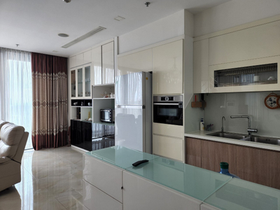 1671189658265.jpg Căn hộ Vinhomes Golden River đầy đủ nội thất diện tích 110m²