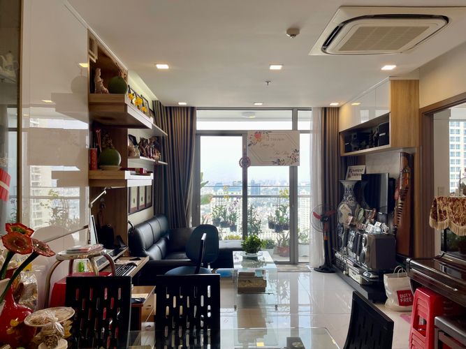 IMG_2726.HEIC Căn hộ Vinhomes Central Park đầy đủ nội thất diện tích 82m²