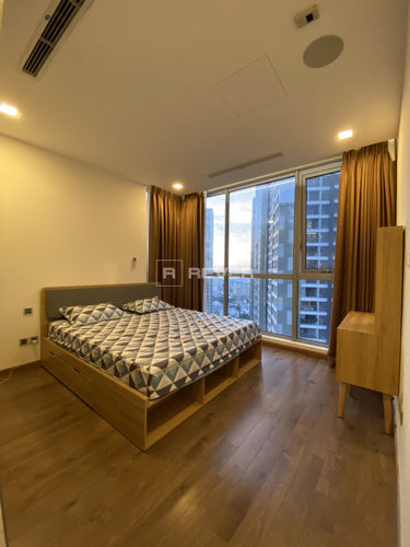 z4349152406684_9b4adead197ef2c4d2971abf4b94f1c2.jpg Căn hộ Vinhomes Central Park hướng ban công tây nam đầy đủ nội thất diện tích 75m²