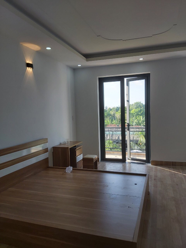 Nhà phố Quận 12 Nhà phố thiết kế 1 trệt, 1 lửng và 3 lầu diện tích 75.7m2.