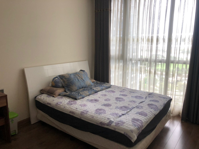 Căn hộ Vinhomes Central Park, Quận Bình Thạnh Căn hộ Vinhomes Central Park tầng 10 diện tích 79.2m2, đầy đủ nội thất.