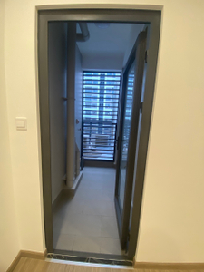  Căn hộ Vinhomes Grand Park hướng ban công đông nam nội thất cơ bản diện tích 85.2m².