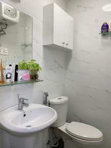 Căn hộ SGC Nguyễn Cửu Vân, Quận Bình Thạnh Căn hộ SGC Nguyễn Cửu Vân tầng 4 thiết kế hiện đại, bàn giao đầy đủ nội thất.