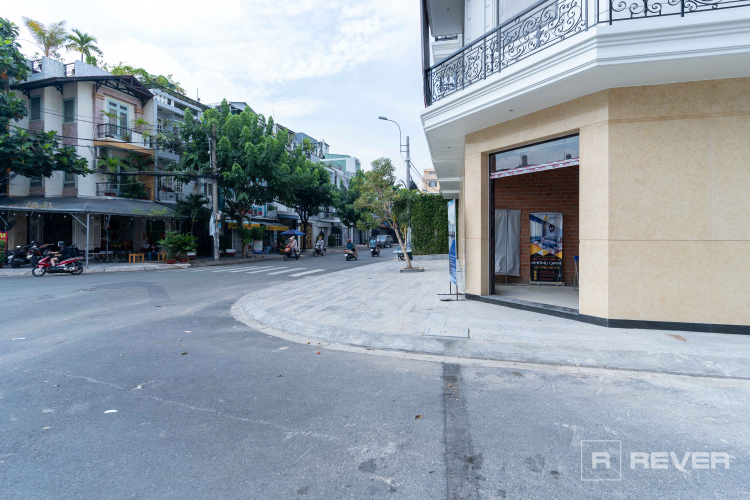 Nhà phố Quận Tân Phú Căn hộ Ruby Boutique Residence diện tích 64.9m2, đường xe hơi 7 chổ.