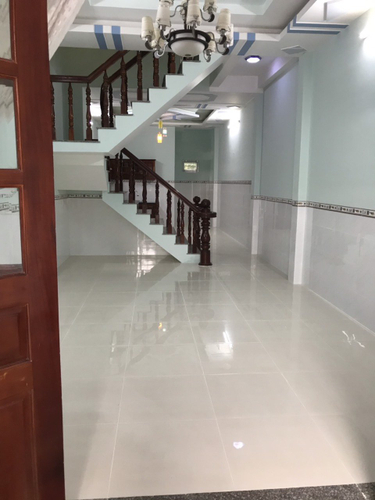 Nhà phố Quận 12 Nhà phố có cửa hướng Đông mát mẻ, diện tích 60m2 khu dân cư hiện hữu.