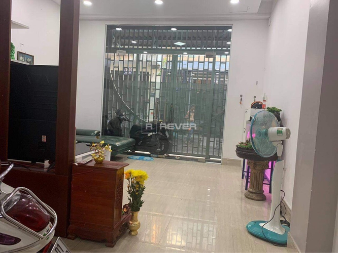  Nhà phố Đường Tân Hương 3 tầng diện tích 49.7m² hướng đông nam pháp lý sổ hồng.