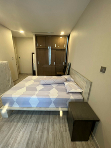  Căn hộ Vinhomes Golden River đầy đủ nội thất diện tích 110m².