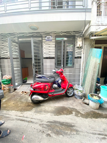 Nhà phố Quận Gò Vấp Nhà phố thiết kế 1 trệt, 2 lầu kiên cố, ngay trường ĐH Công Nghiệp.