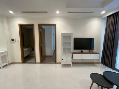 81805FC7-1AA5-4D05-9EA4-90C2F139FC9E-6729-000007886A0BFAE0.jpg Office-tel Vinhomes Central Park nội thất cơ bản diện tích 53.7m²