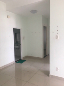 Căn hộ Topaz Garden, Quận Tân Phú Căn hộ Topaz Garden tầng 4 có 2 phòng ngủ, không có nội thất.