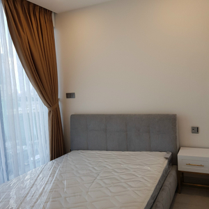 Căn hộ Vinhomes Golden River, Quận 1 Căn hộ Vinhomes Golden River tầng cao view thoáng mát, đầy đủ nội thất.