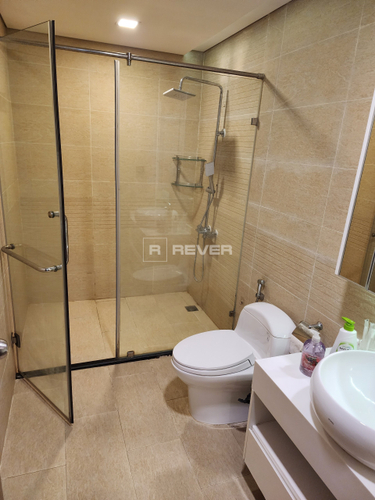 z4509955881970_843a9a4df647288d1194ab0a0b19ce3f.jpg Căn hộ Vinhomes Central Park hướng ban công đông bắc đầy đủ nội thất diện tích 100m²