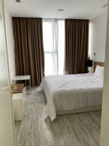  Căn hộ Vinhomes Golden River diện tích 149m²