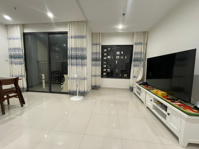  Căn hộ Vinhomes Grand Park hướng ban công tây bắc đầy đủ nội thất diện tích 69m²