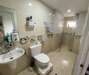 Căn hộ Oriental Plaza, Quận Tân Phú Căn hộ tầng 18 Oriental Plaza diện tích 78m2, đầy đủ nội thất.