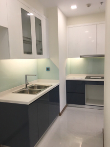 IMG_1346.JPG Căn hộ Vinhomes Central Park hướng ban công đông bắc nội thất cơ bản diện tích 80m²