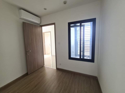 Căn hộ Vinhomes Grand Park hướng ban công đông nam không có nội thất diện tích 59.2m²