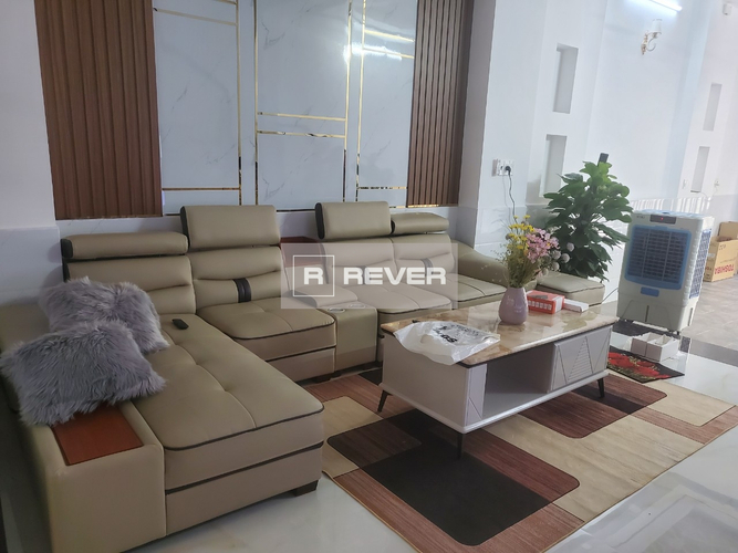  Nhà phố diện tích đất 80m2 rộng thoáng, khu dân cư hiện hữu.