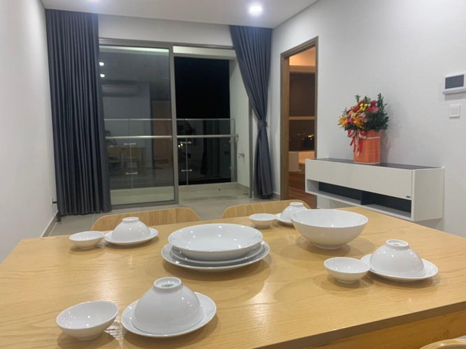 phòng khách căn hộ Sky89 Căn hộ Sky 89 tầng 12 view Sông đón gió mát mẻ.